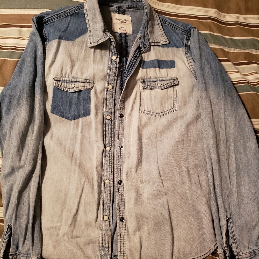 American Eagle denim shirt